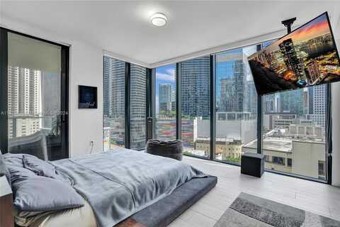 1010 Brickell Ave, Miami, FL 33131