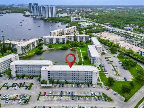 2855 Leonard Dr, Aventura, FL 33160