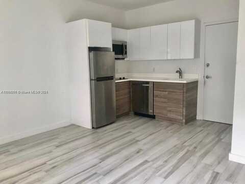 1560 Meridian Ave, Miami Beach, FL 33139