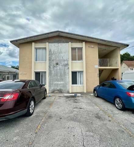 3135 NW 28th St, Miami, FL 33142