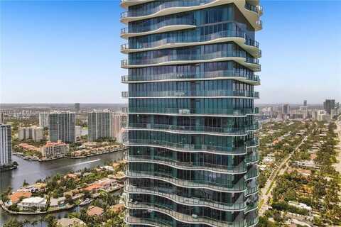 19575 Collins Ave, Sunny Isles Beach, FL 33160