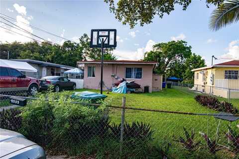 2531 NW 32nd St, Miami, FL 33142