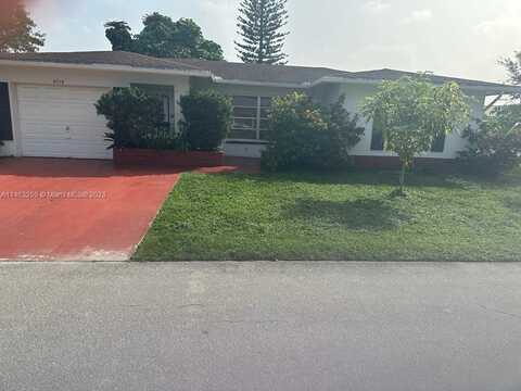 6718 NW 60th St, Tamarac, FL 33321