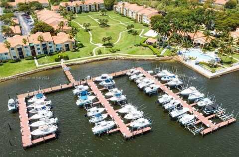 110 Yacht Club Way, Hypoluxo, FL 33462