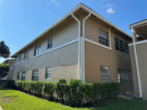 10218 Twin Lakes Dr, Coral Springs, FL 33071