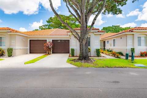 10436 Lake Vista Cir, Boca Raton, FL 33498