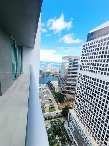 55 SE 6 ST, Miami, FL 33131