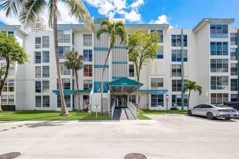 17620 Atlantic Blvd, Sunny Isles Beach, FL 33160