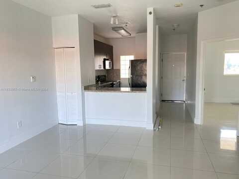 695 SW 11th St, Miami, FL 33129