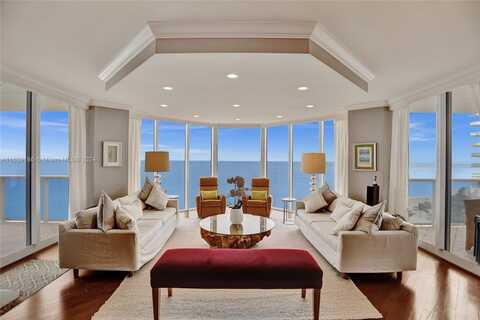 19111 Collins Ave, Sunny Isles Beach, FL 33160