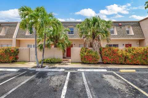 3321 Mallard Close, Pompano Beach, FL 33064