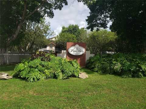 13965 SW 91st Ter, Miami, FL 33186