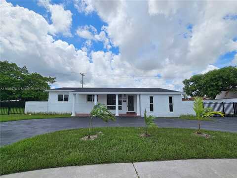 9230 SW 19th St, Miami, FL 33165