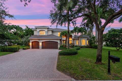 10837 Garden Ridge Ct, Davie, FL 33328