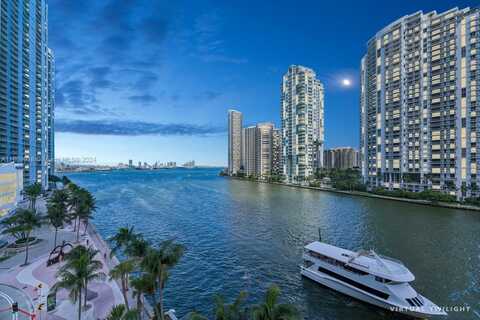 300 Biscayne Blvd Way, Miami, FL 33131