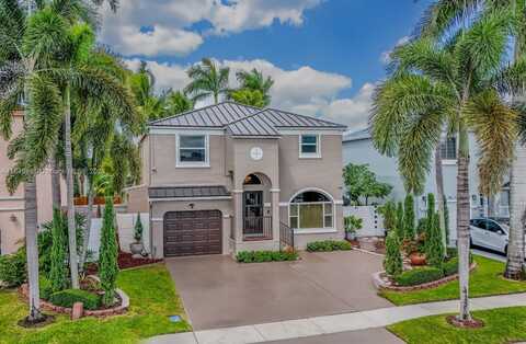 15835 NW 7th St, Pembroke Pines, FL 33028