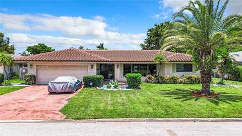 10331 NW 39th Pl, Coral Springs, FL 33065