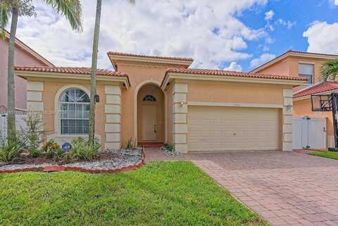 3742 NE 16th St, Homestead, FL 33033