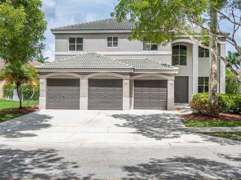 870 Nandina Dr, Weston, FL 33327