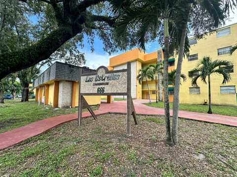 666 W 81st St, Hialeah, FL 33014