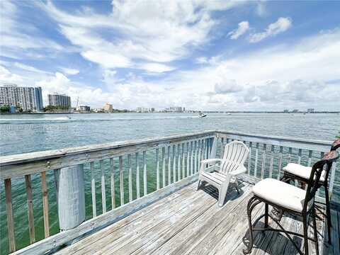 2130 Bay Dr, Miami Beach, FL 33141