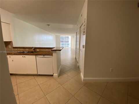 5091 NW 7th St, Miami, FL 33126