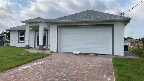 3813 SW 34th ST, Lehigh Acres, FL 33976