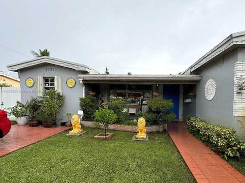 7171 SW 14th St, Pembroke Pines, FL 33023