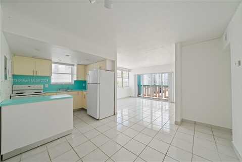 701 Collins Ave, Miami Beach, FL 33139