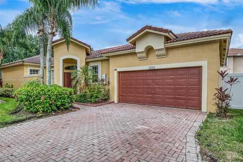 16204 Opal Creek Dr, Weston, FL 33331