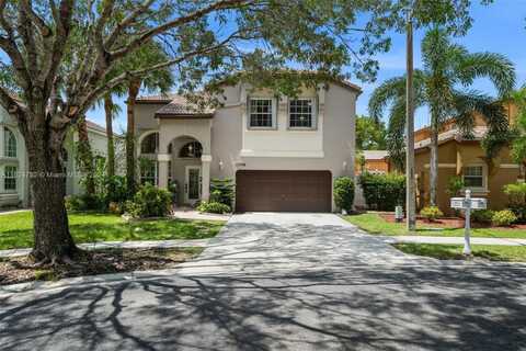 15796 NW 10th St, Pembroke Pines, FL 33028