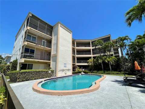 2420 Diana Dr, Hallandale Beach, FL 33009