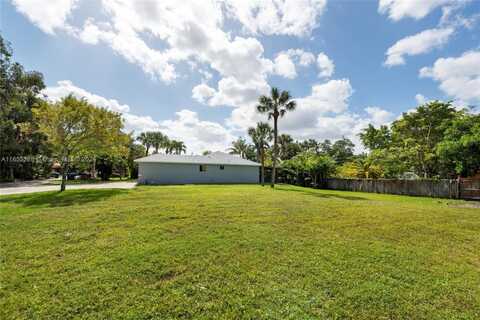 2449 SW 43 Ter, Fort Lauderdale, FL 33317