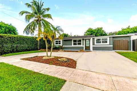 9440 SW 51st Ct, Cooper City, FL 33328