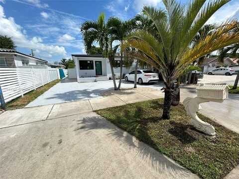 27 E 60th St, Hialeah, FL 33013