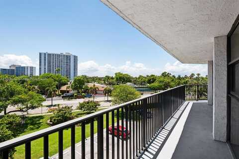 400 Leslie Dr, Hallandale Beach, FL 33009