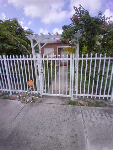 1050 NW 142nd St, Miami, FL 33168