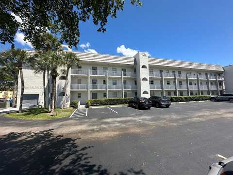 8450 Sunrise Lakes Blvd, Sunrise, FL 33322