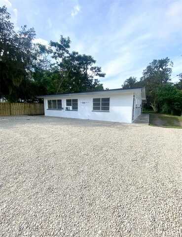 227 S Orange St, Sebring, FL 33870