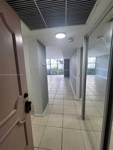 200 172nd St, Sunny Isles Beach, FL 33160