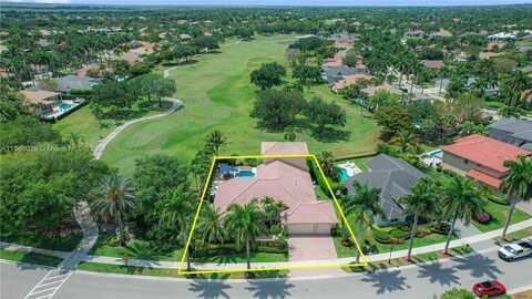 2541 Golf View Dr, Weston, FL 33327