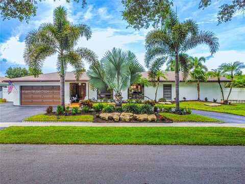 6001 SW 18th St, Plantation, FL 33317