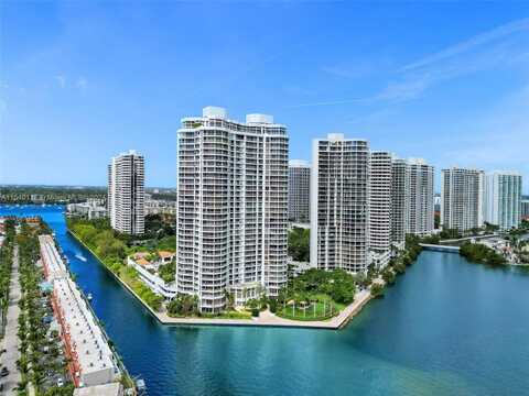 2600 Island Blvd, Aventura, FL 33160