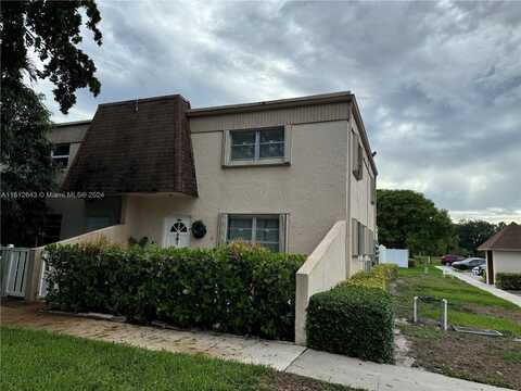 1413 NW 80th Ave, Margate, FL 33063