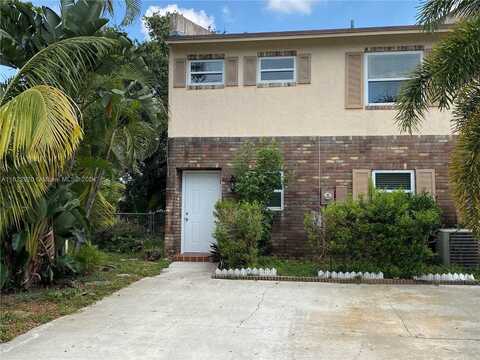 273 Sunshine Dr, Coconut Creek, FL 33066