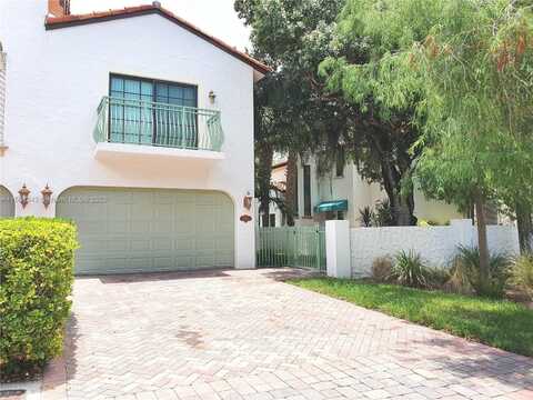 4425 Hidden Harbour Ter, Dania Beach, FL 33312