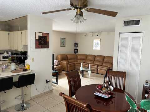 325 NW 72Av, Unincorporated Dade, FL 33126