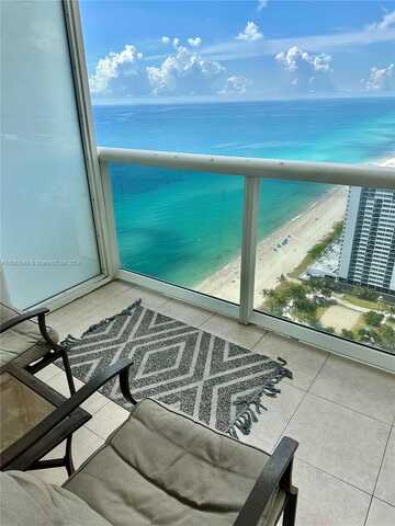 undefined, Hallandale Beach, FL 33009