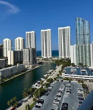 300 Bayview Dr, Sunny Isles Beach, FL 33160