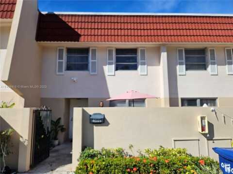 4044 Inverrary Dr, Lauderhill, FL 33319